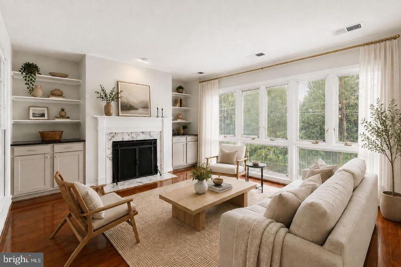 10703 Kings Riding Way N #301-13, Rockville, MD 20852