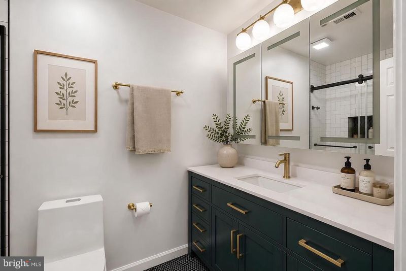 10703 Kings Riding Way N #301-13, Rockville, MD 20852