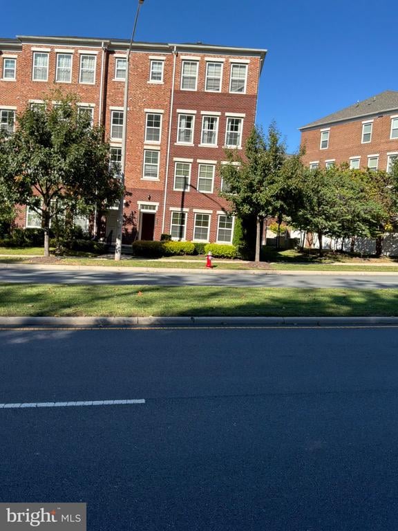 3022 Rittenhouse Cir #35, Fairfax, VA 22031