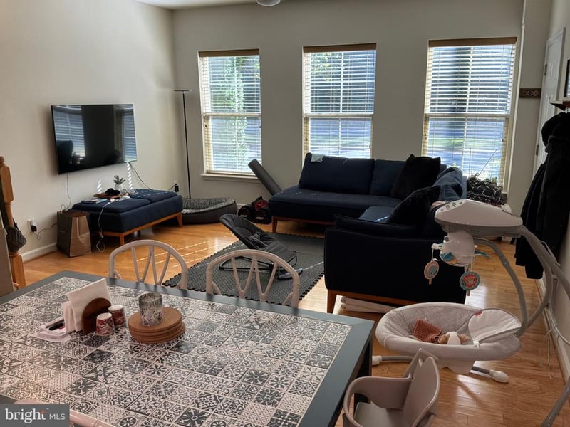 3022 Rittenhouse Cir #35, Fairfax, VA 22031