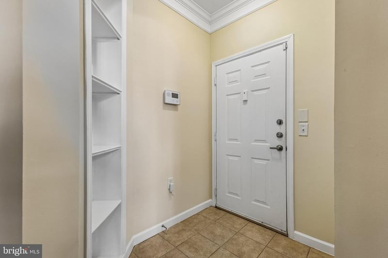 507 Sunset View Ter SE #104, Leesburg, VA 20175