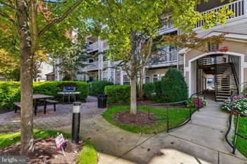 507 Sunset View Ter SE #104, Leesburg, VA 20175