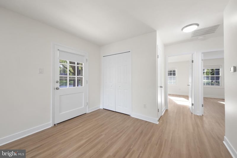 1746 Waldorf Ct, Crofton, MD 21114
