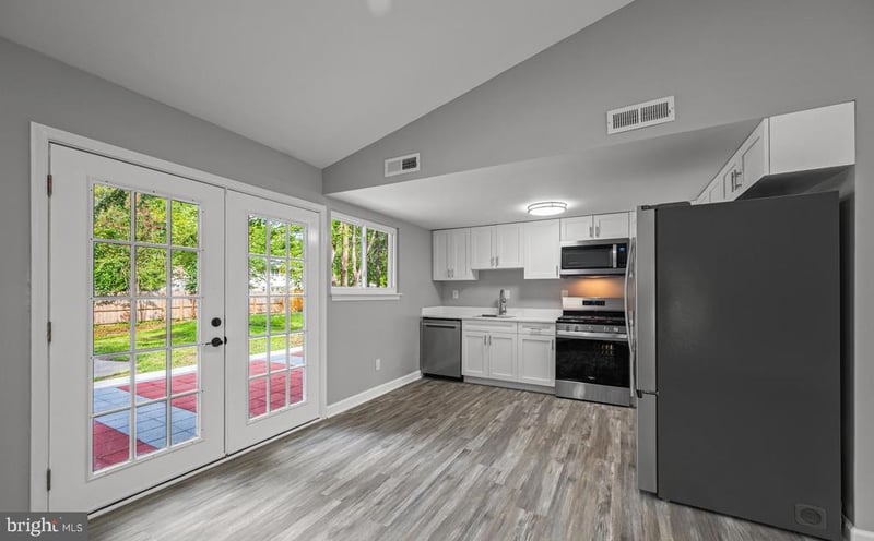 1900 Page Ct, Bowie, MD 20716