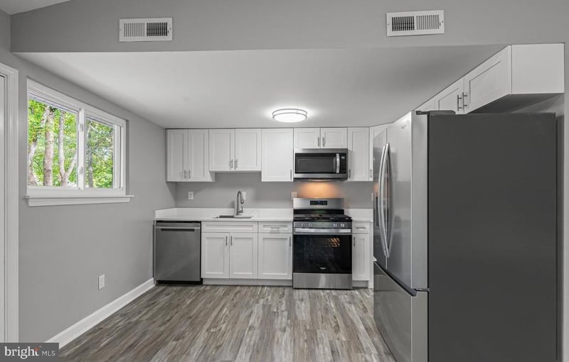 1900 Page Ct, Bowie, MD 20716