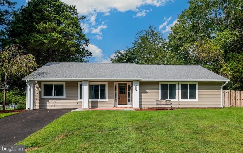 1900 Page Ct, Bowie, MD 20716