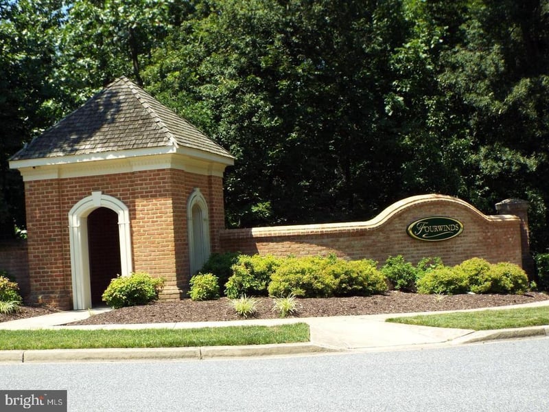 7923 Darby Ln, Severn, MD 21144