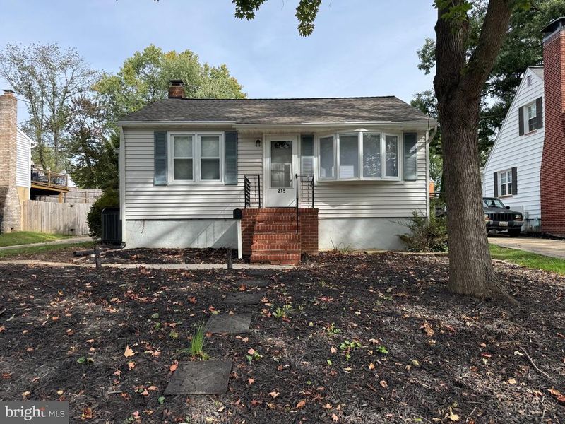 215 Sycamore Rd, Linthicum Heights, MD 21090