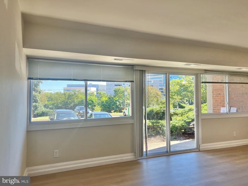 5831 Quantrell Ave #T-7, Alexandria, VA 22312