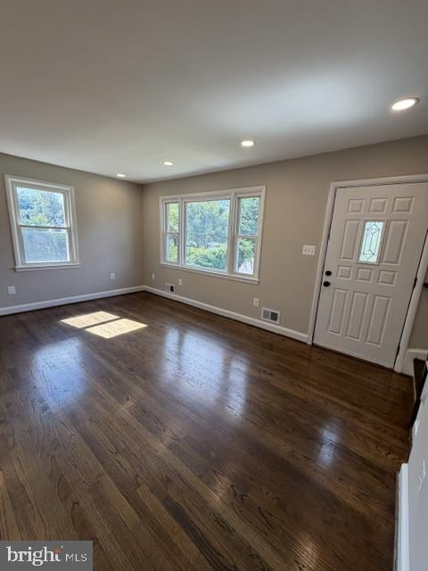 1910 Gaylord Dr, Suitland, MD 20746