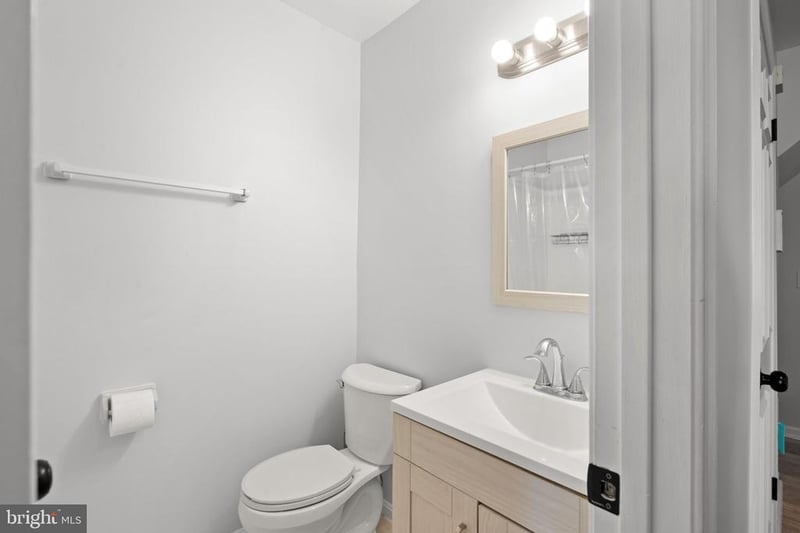 7020 Storch Ln, Lanham, MD 20706