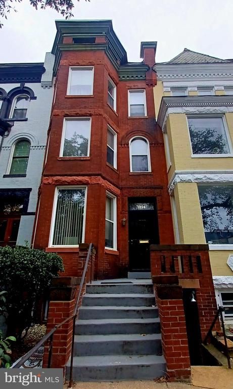 1254 Columbia Rd NW, Washington, DC 20009