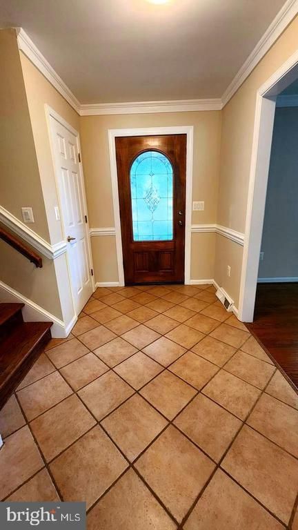 305 Ridgemore St, Fredericksburg, VA 22405