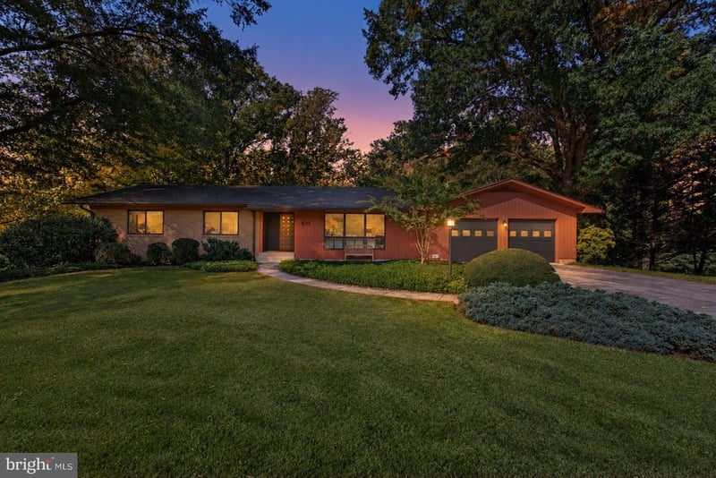 100 Quaint Acres Dr, Silver Spring, MD 20904