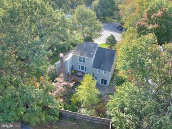 11800 Briar Mill Ln, Reston, VA 20194