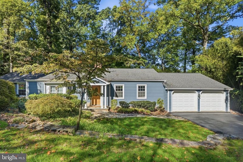 7717 Tauxemont Rd, Alexandria, VA 22308