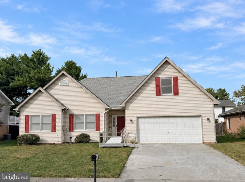 318 Stonehenge Rd, Winchester, VA 22601