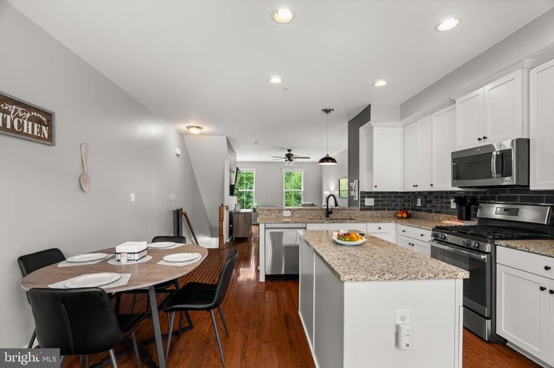 24857 Coats Sq, Aldie, VA 20105