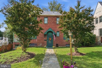 1708 N Hartford St, Arlington, VA 22201