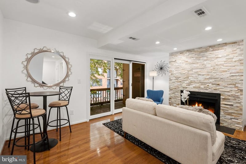 1124 25th St NW #203, Washington, DC 20037