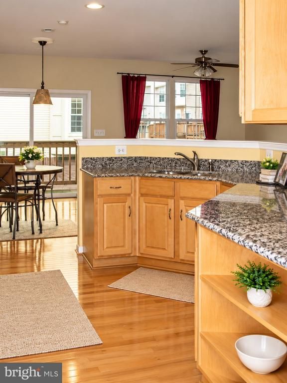 46214 Wales Ter, Sterling, VA 20165