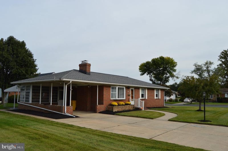 105 Juniper Cir, Linthicum Heights, MD 21090