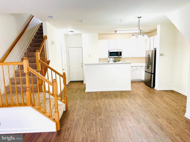 311 Cross Green St #A, Gaithersburg, MD 20878