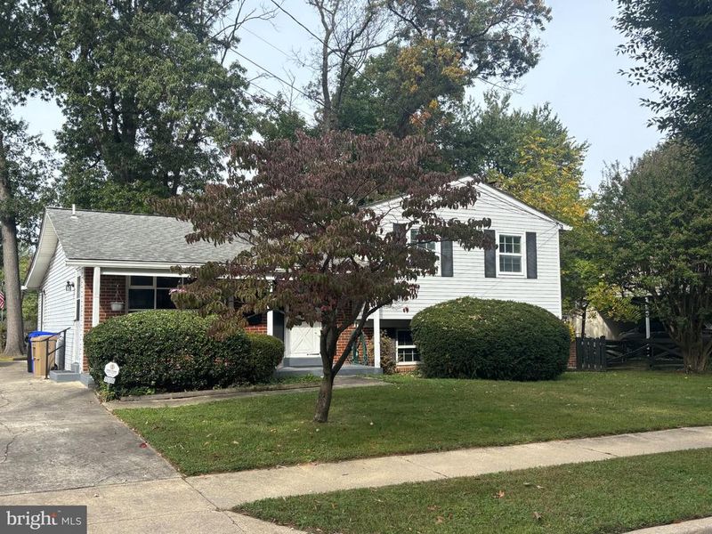 15306 Alan Dr, Laurel, MD 20707
