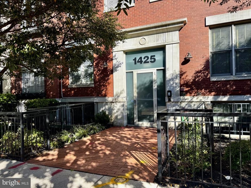 1425 11th St NW #102, Washington, DC 20001