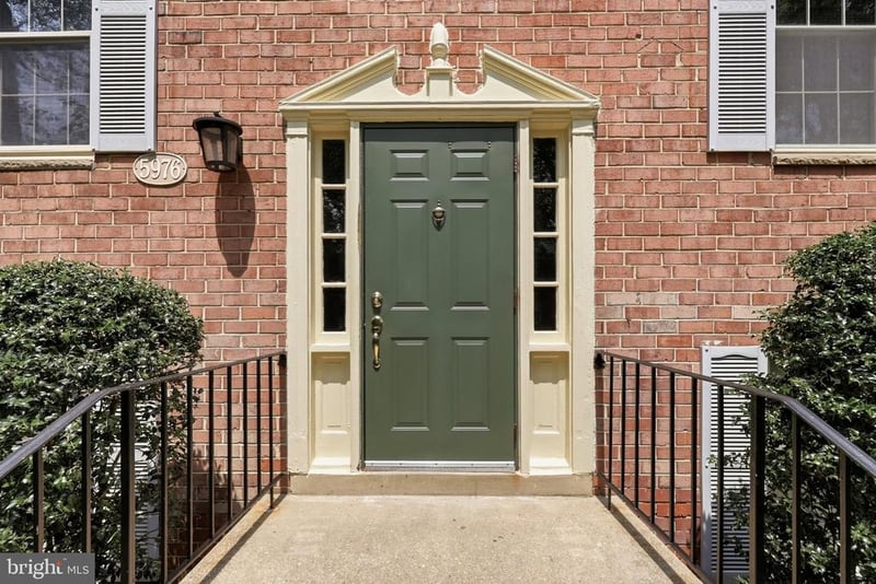 5976 Westchester Park Dr #5976 T-1, College Park, MD 20740