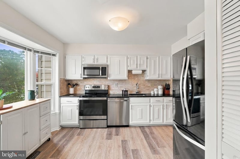 5529 Ridgeton Hill Ct, Fairfax, VA 22032