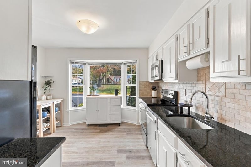 5529 Ridgeton Hill Ct, Fairfax, VA 22032