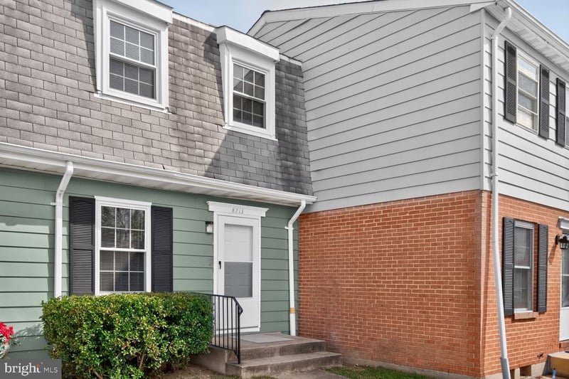 8213 Averill Ct, Severn, MD 21144