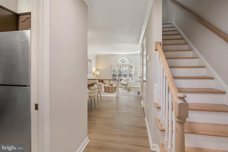 945 N Pitt St, Alexandria, VA 22314