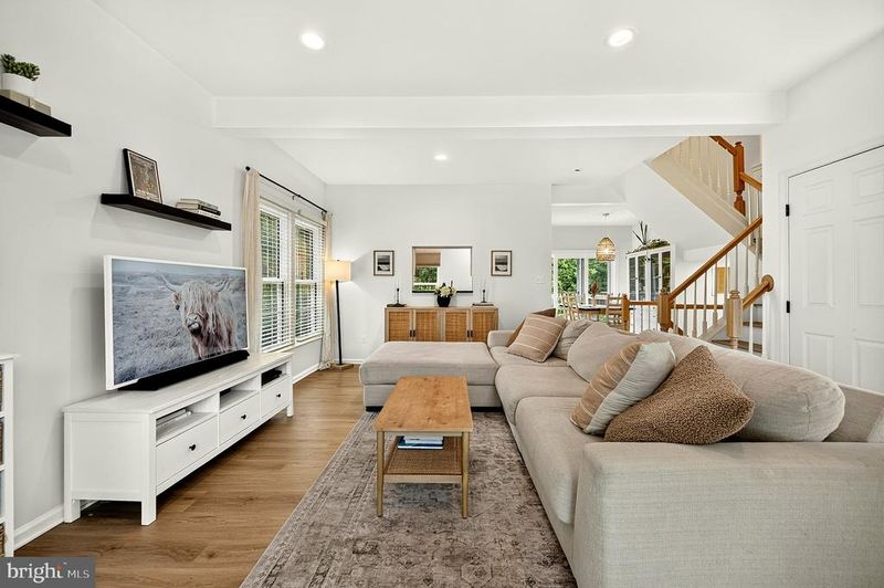 43179 Gatwick Sq, Ashburn, VA 20147