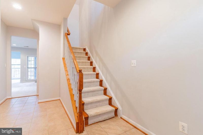 21927 Windy Oaks Sq, Broadlands, VA 20148