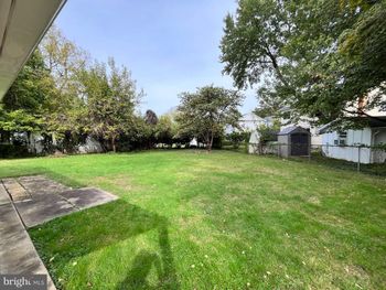 718 Maple Ave, Rockville, MD 20850