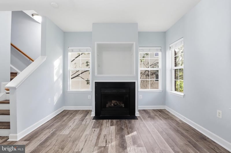 42461 Rockrose Sq, Ashburn, VA 20148