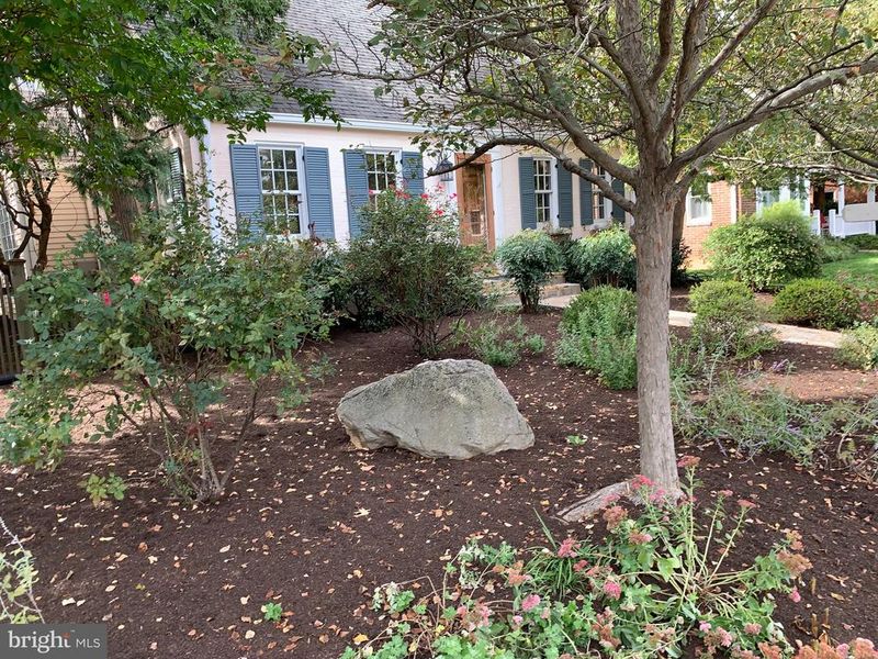 600 N Ivy St N, Arlington, VA 22201