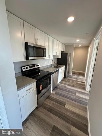 1812 H Pl NE #202, Washington, DC 20002