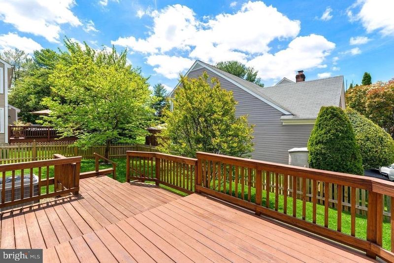 20704 Burnt Woods Dr, Germantown, MD 20874