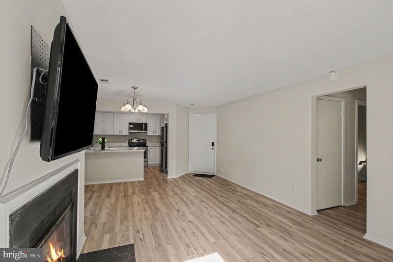 1504 Summerchase Ct #A, Reston, VA 20194