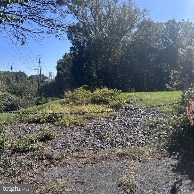 12313 Saint James Rd, Potomac, MD 20854
