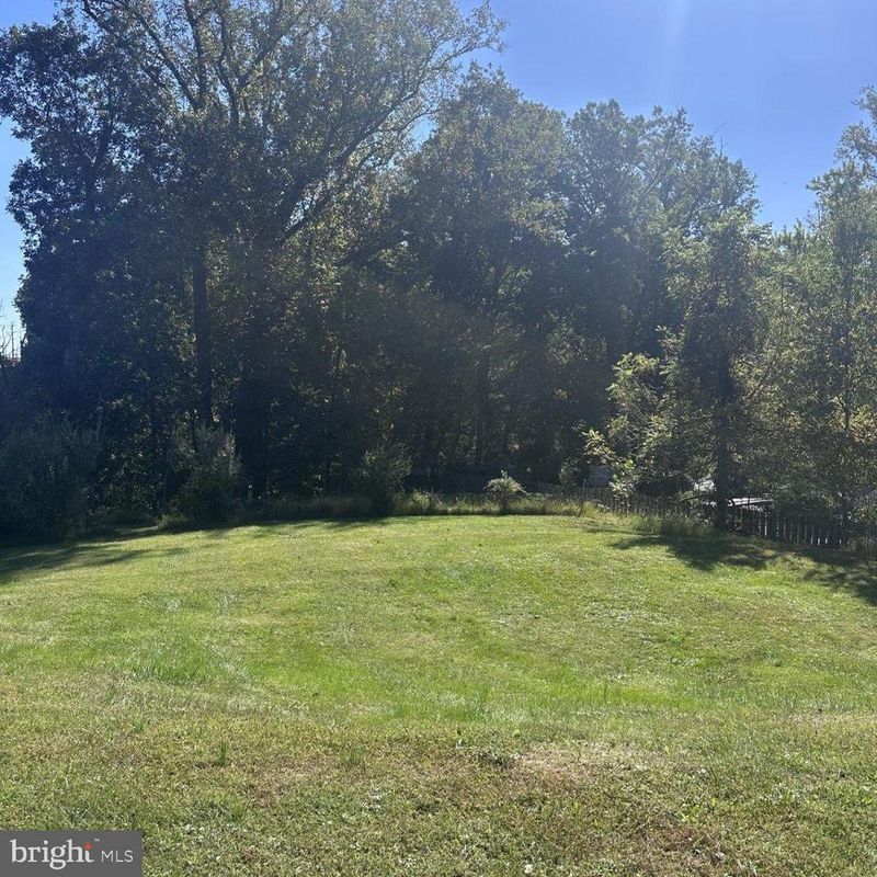 12313 Saint James Rd, Potomac, MD 20854