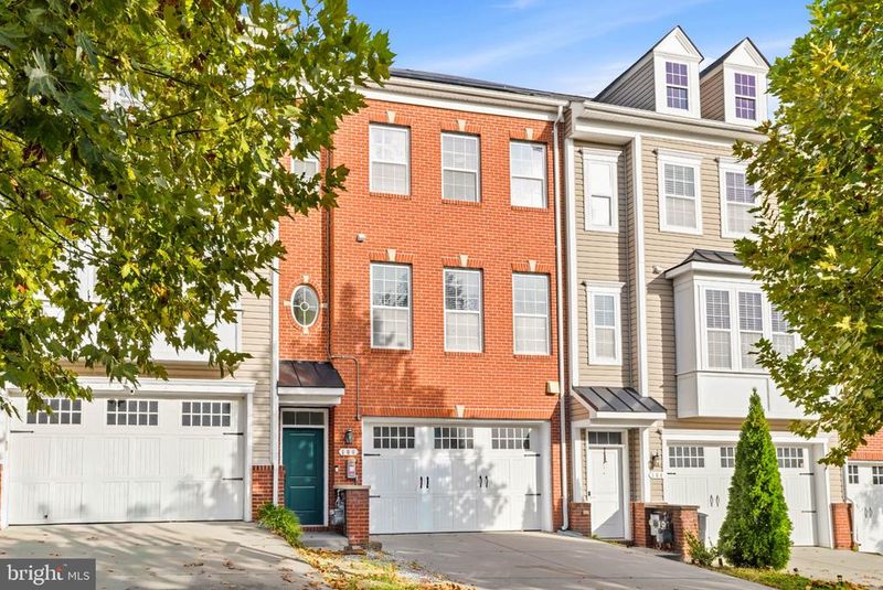 106 Dark Sky CROSSING, Pasadena, MD 21122