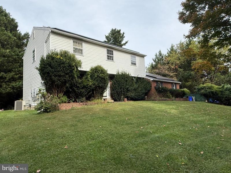1624 Briggs Chaney Rd, Silver Spring, MD 20905