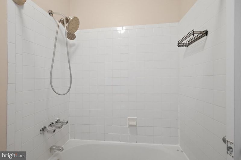 1832 N North Capitol St NW #1, Washington, DC 20002