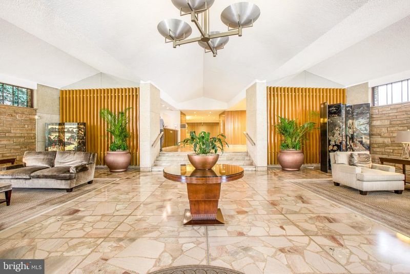 1200 N Nash St #554, Arlington, VA 22209