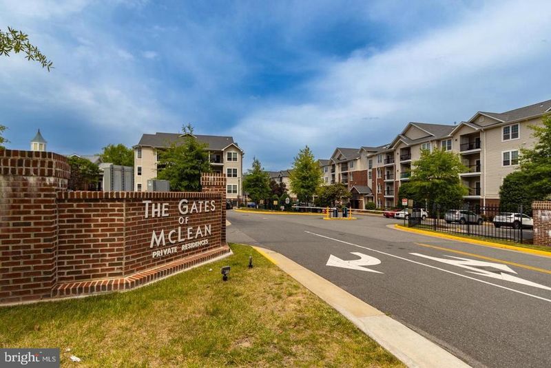 1600 Spring Gate Dr #2207, Mclean, VA 22102