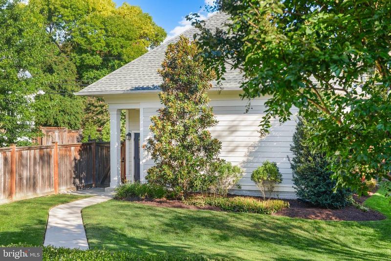 407 W 2nd St, Frederick, MD 21701